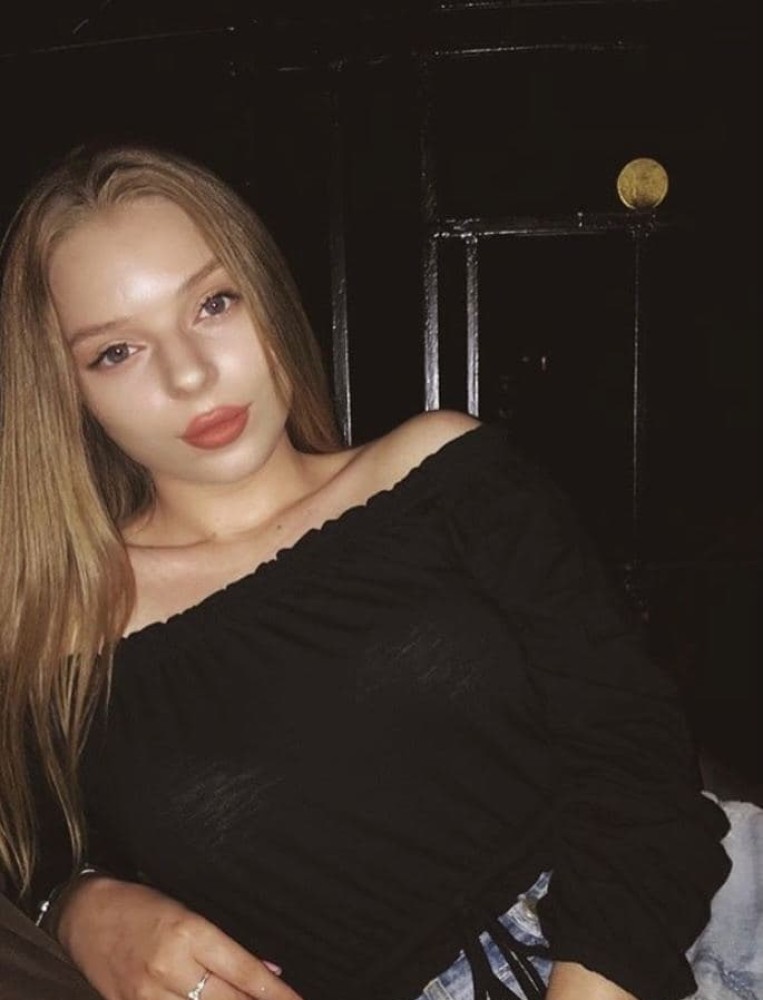 Индивидуалка 🎥 Диночка главное фото в городе Шахты 